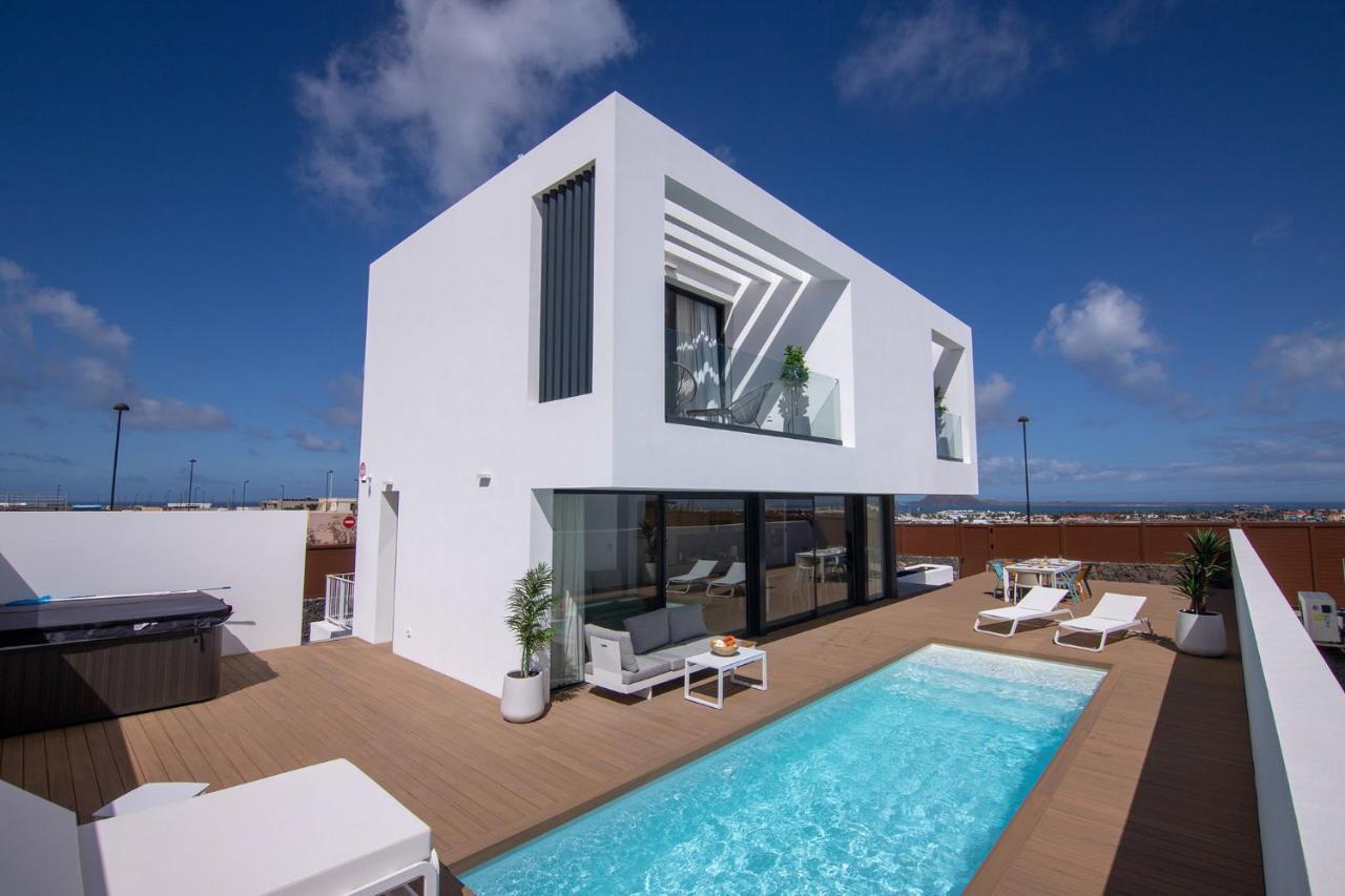 Villa Yolo Luxe Sur Private Pool Corralejo By Holidays Home Bagian luar foto